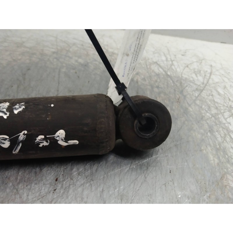 Recambio de amortiguador delantero para mitsubishi montero sport (k90) 2.5 td cat referencia OEM IAM   