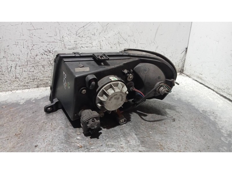 Recambio de faro derecho para tata safari 2.2 d referencia OEM IAM   