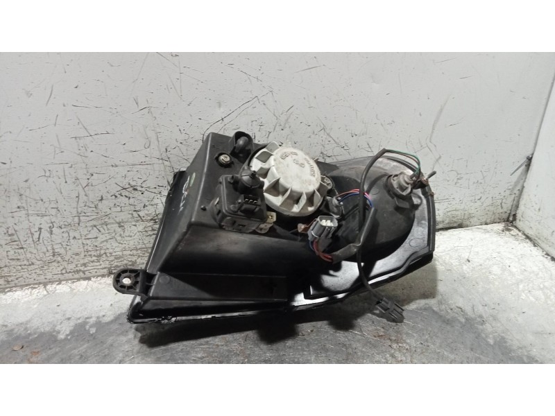 Recambio de faro derecho para tata safari 2.2 d referencia OEM IAM   