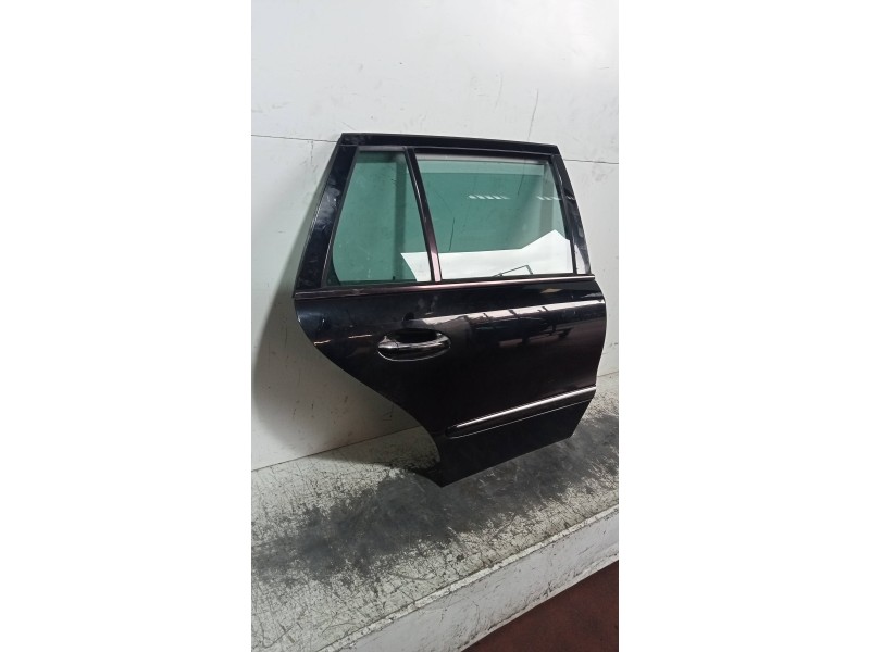 Recambio de puerta trasera derecha para mercedes clase e (w211) familiar 3.2 cdi cat referencia OEM IAM   5P