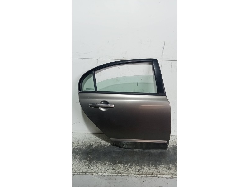 Recambio de puerta trasera derecha para honda civic berlina 4 hybrid (fd3) básico referencia OEM IAM   4P
