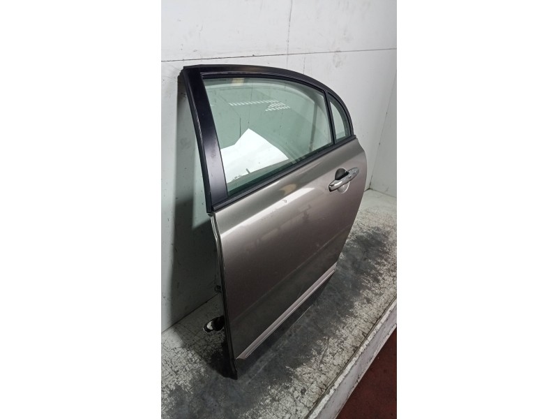 Recambio de puerta trasera izquierda para honda civic berlina 4 hybrid (fd3) básico referencia OEM IAM   4P