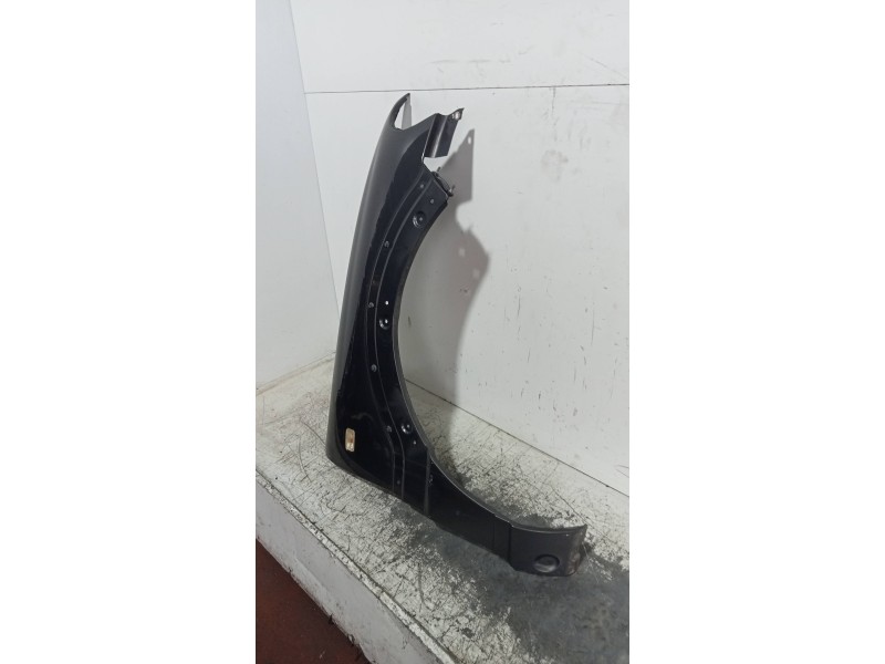 Recambio de aleta delantera derecha para tata safari 2.2 d referencia OEM IAM   