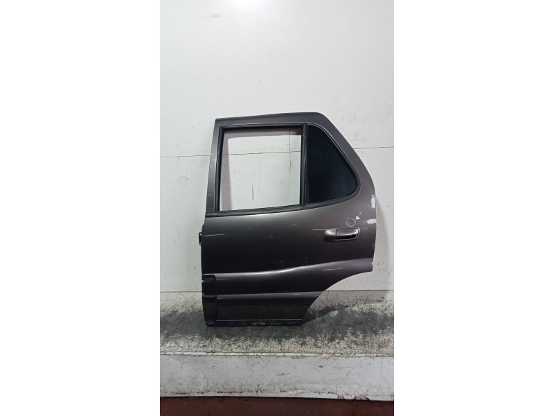 Recambio de puerta trasera izquierda para tata safari 2.2 d referencia OEM IAM   5P