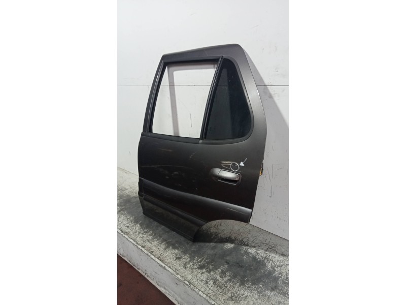 Recambio de puerta trasera izquierda para tata safari 2.2 d referencia OEM IAM   5P