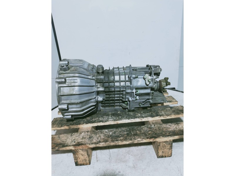 Recambio de caja cambios para tata safari 2.2 d referencia OEM IAM 2684711 RZ090509 ES 