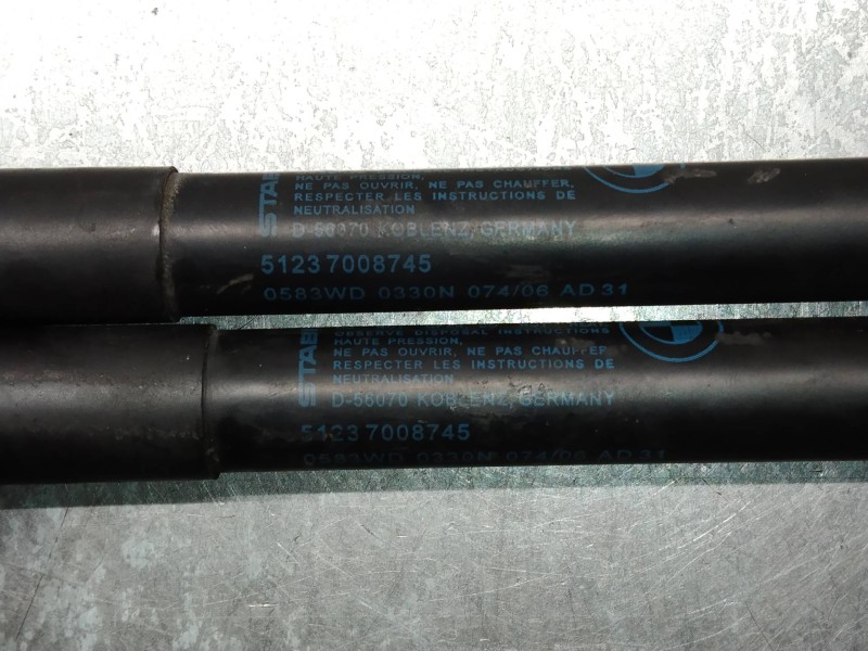 Recambio de amortiguadores capo para bmw serie 5 berlina (e60) 530d referencia OEM IAM 51237008745  330N