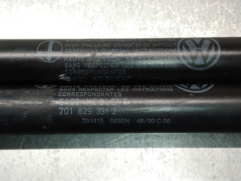 Recambio de amortiguadores maletero / porton para volkswagen t4 transporter/furgoneta (mod. 1991) combi referencia OEM IAM 70182