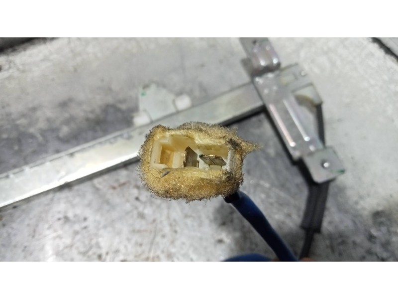 Recambio de elevalunas trasero izquierdo para tata safari 2.2 d referencia OEM IAM   