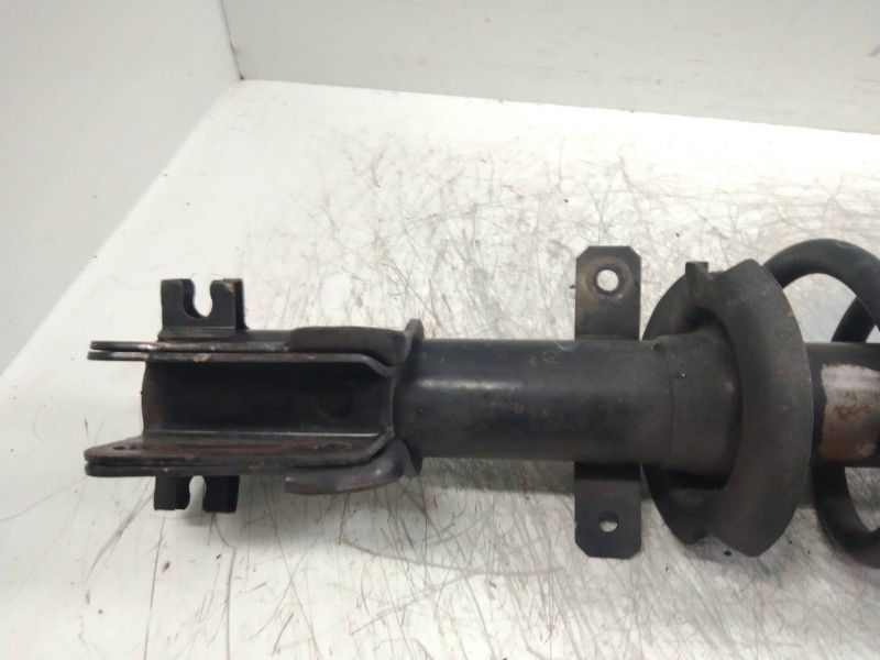 Recambio de amortiguador delantero izquierdo para nissan primastar (x83) 1.9 dci diesel cat referencia OEM IAM   