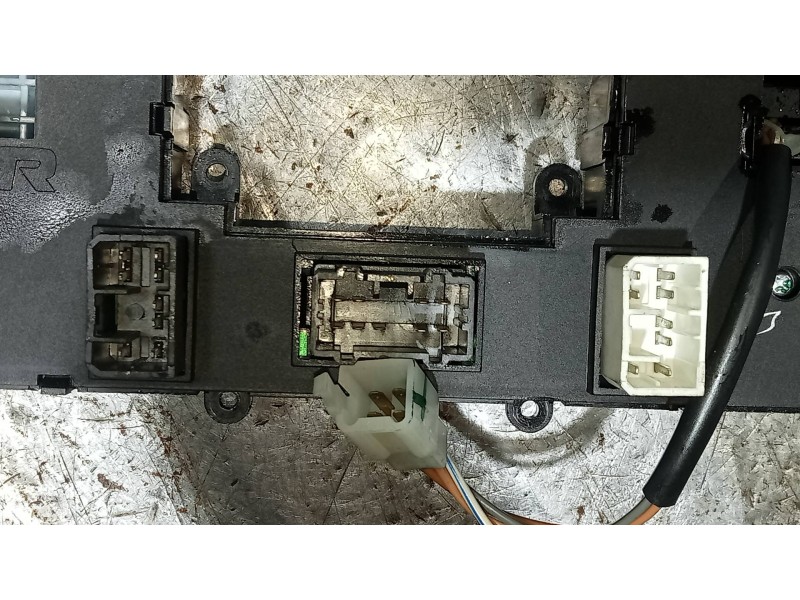 Recambio de mando multifuncion para tata safari 2.2 d referencia OEM IAM   