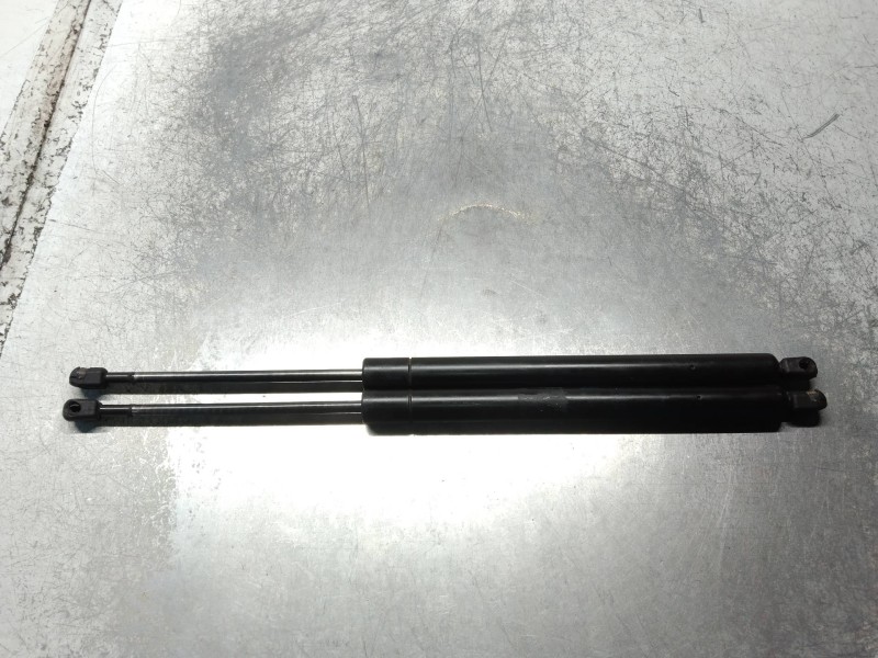 Recambio de amortiguadores maletero / porton para seat alhambra (7v9) signo referencia OEM IAM 7MO827550G  830N