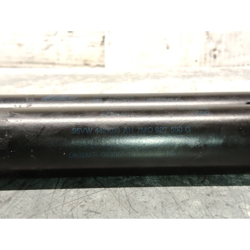 Recambio de amortiguadores maletero / porton para seat alhambra (7v9) signo referencia OEM IAM 7MO827550G  830N
