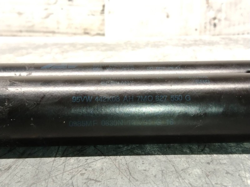 Recambio de amortiguadores maletero / porton para seat alhambra (7v9) signo referencia OEM IAM 7MO827550G  830N
