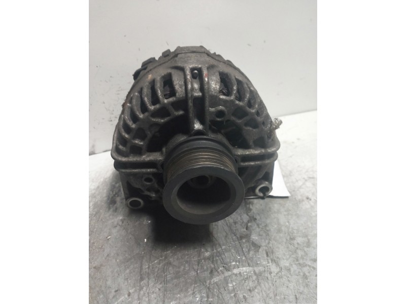 Recambio de alternador para opel zafira b 1.8 16v referencia OEM IAM 0124425050  