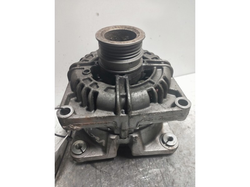 Recambio de alternador para opel vectra c berlina sport referencia OEM IAM 0124425020  