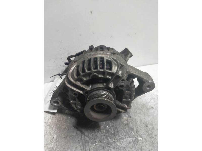 Recambio de alternador para opel vectra b caravan básico referencia OEM IAM 0124415008  