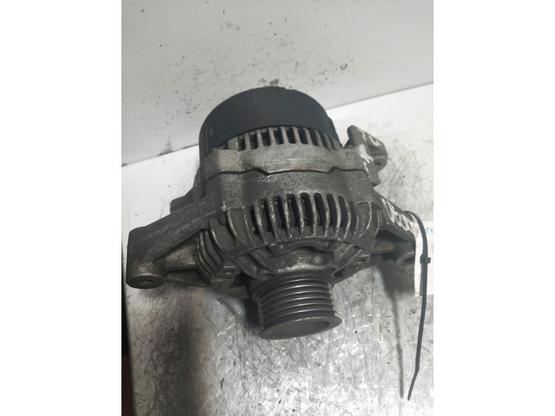 Recambio de alternador para opel vectra b berlina edition 2000 referencia OEM IAM 0123120001  