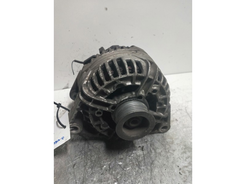 Recambio de alternador para opel vectra c berlina comfort referencia OEM IAM 0124525030  