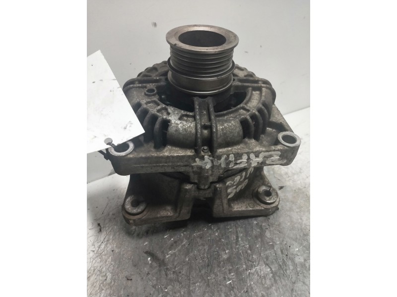 Recambio de alternador para opel zafira b enjoy referencia OEM IAM 0124425005  