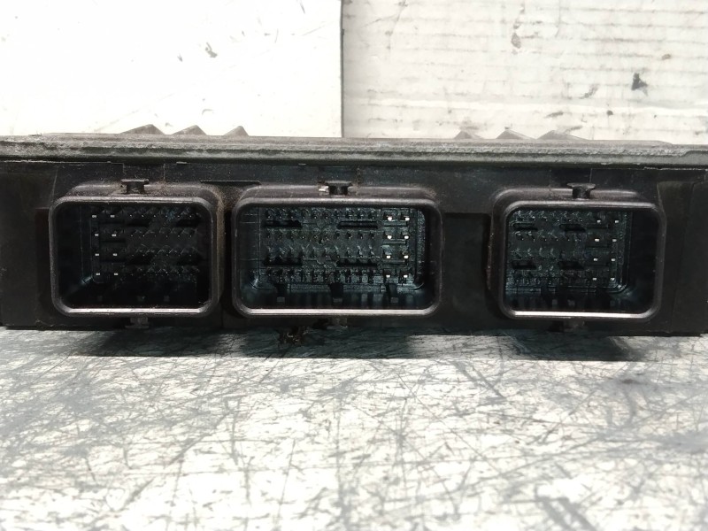 Recambio de centralita motor uce para nissan micra (k12e) acenta referencia OEM IAM R0410B034A 8200399038 8200513163 81153C