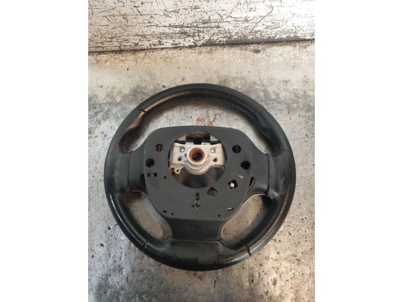 Recambio de volante para lexus ct 200h referencia OEM IAM   