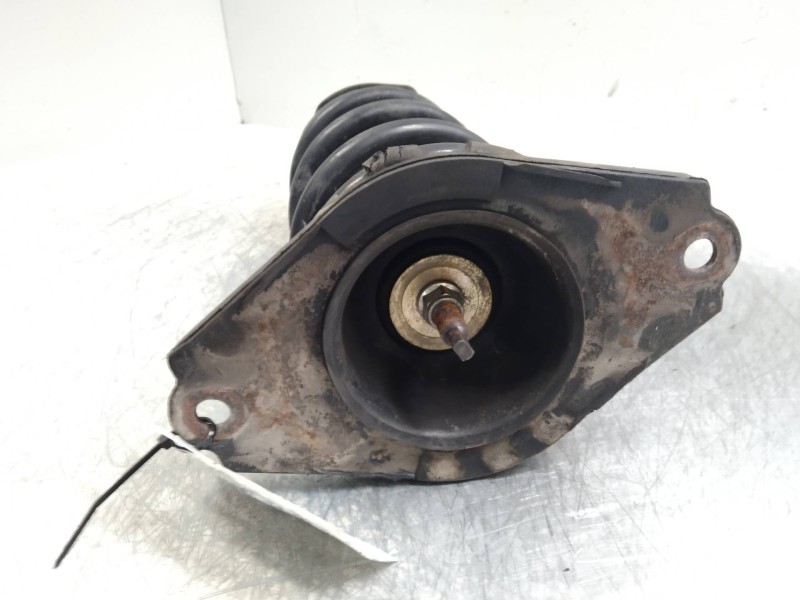 Recambio de amortiguador trasero para nissan almera tino (v10m) topic referencia OEM IAM   