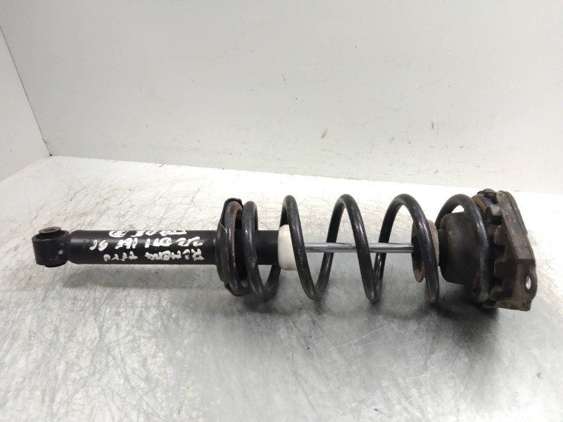 Recambio de amortiguador trasero para nissan almera tino (v10m) 2.2 16v turbodiesel cat referencia OEM IAM   