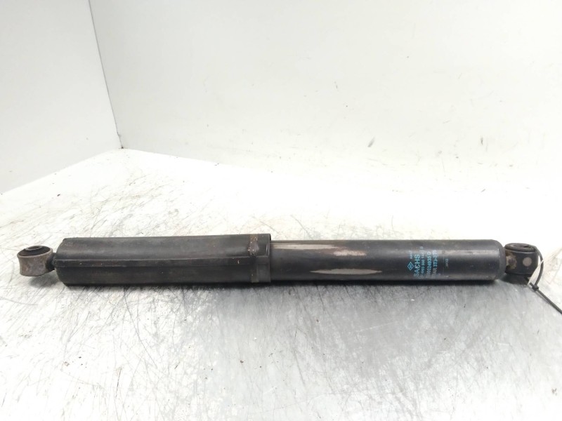 Recambio de amortiguador trasero para nissan interstar (x70) referencia OEM IAM 8200024935D  