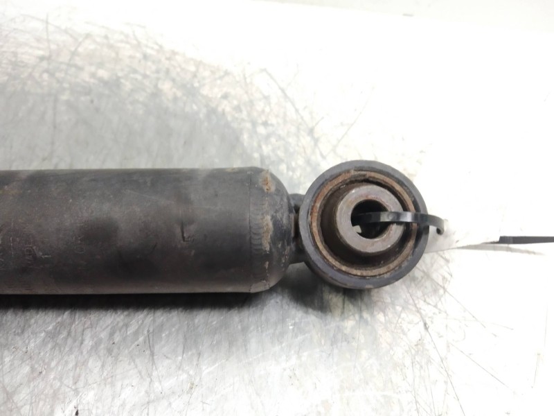 Recambio de amortiguador trasero para nissan juke (f15) 1.6 16v cat referencia OEM IAM   