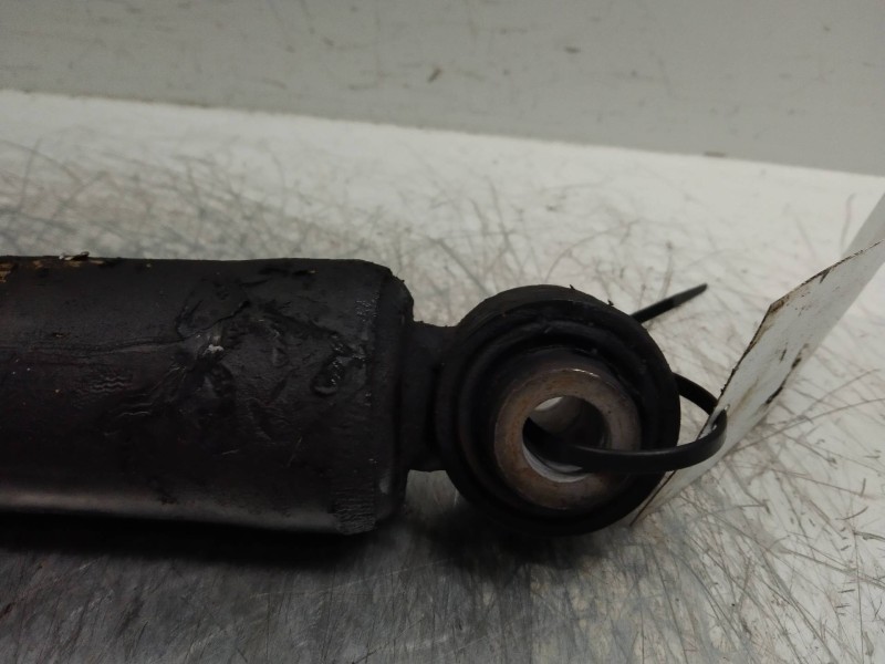 Recambio de amortiguador trasero para nissan qashqai (j11) tekna referencia OEM IAM   