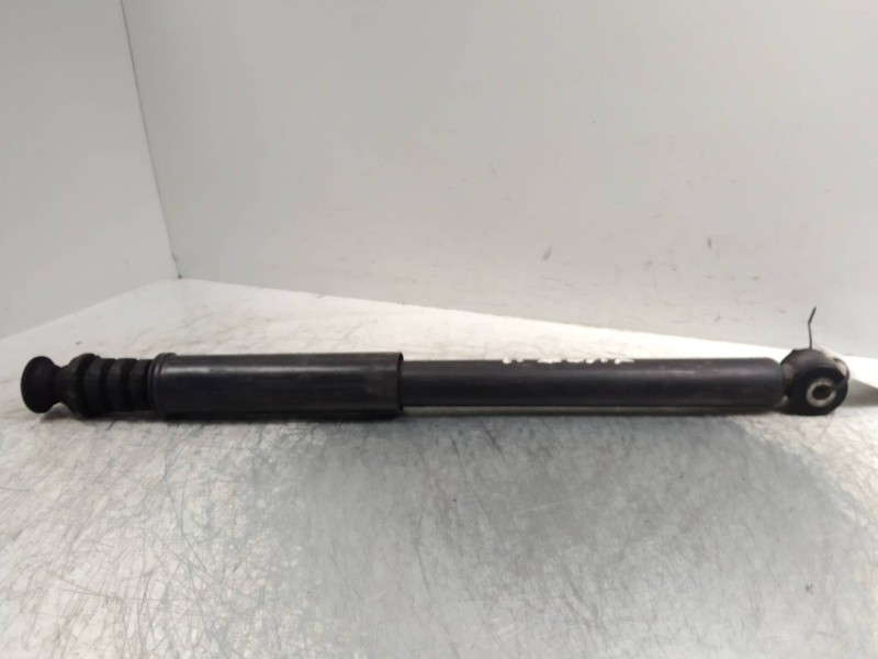 Recambio de amortiguador trasero para nissan micra (k12e) 1.2 cat referencia OEM IAM   