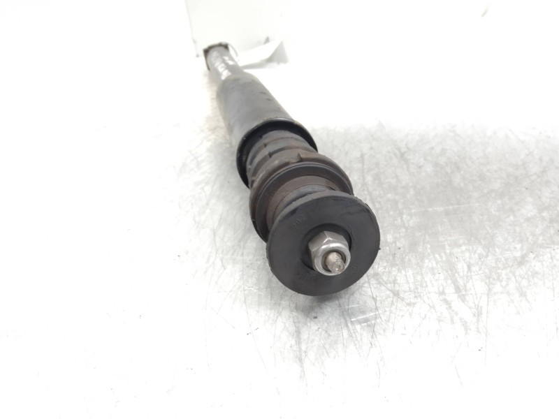 Recambio de amortiguador trasero para nissan micra (k12e) 1.2 cat referencia OEM IAM   