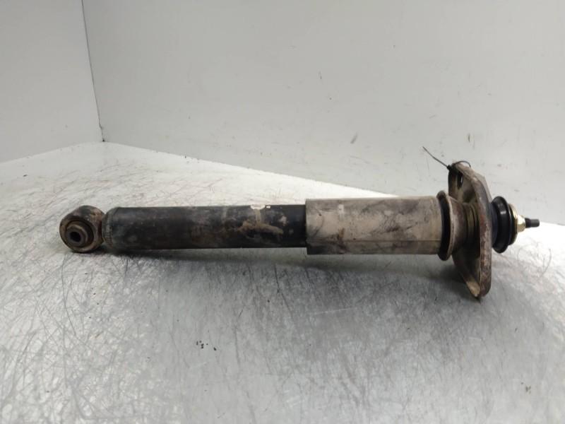 Recambio de amortiguador trasero para nissan murano (z50) 3.5 v6 cat referencia OEM IAM   