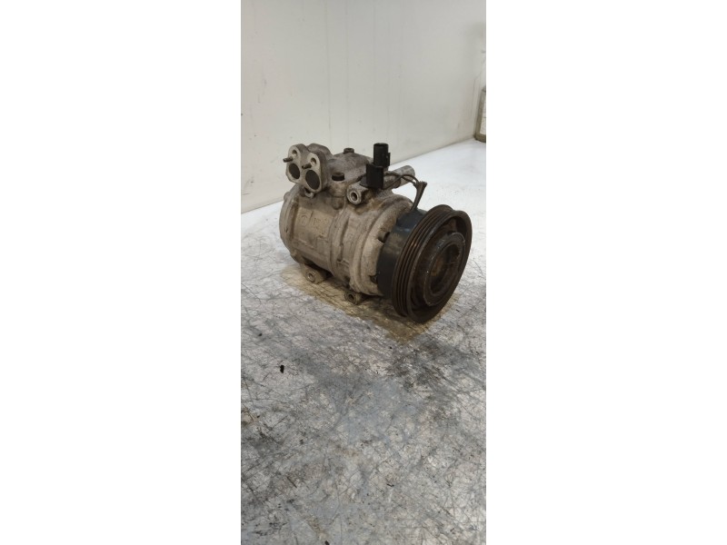 Recambio de compresor aire acondicionado para kia sportage lx referencia OEM IAM 160402320K  