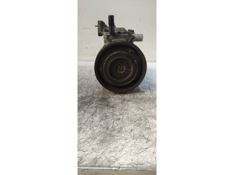 Recambio de compresor aire acondicionado para kia sportage lx referencia OEM IAM 160402320K  