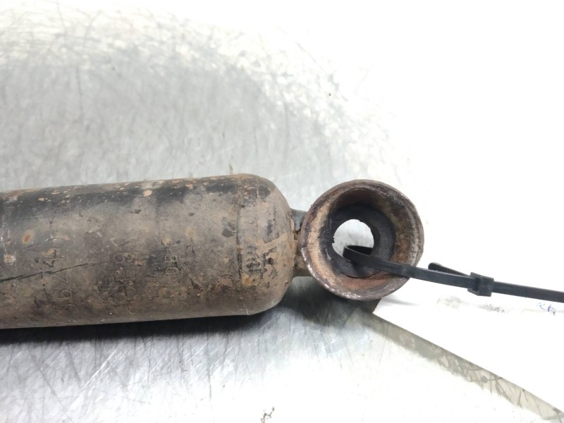 Recambio de amortiguador trasero para nissan patrol (k/w260) 2.8 d referencia OEM IAM   