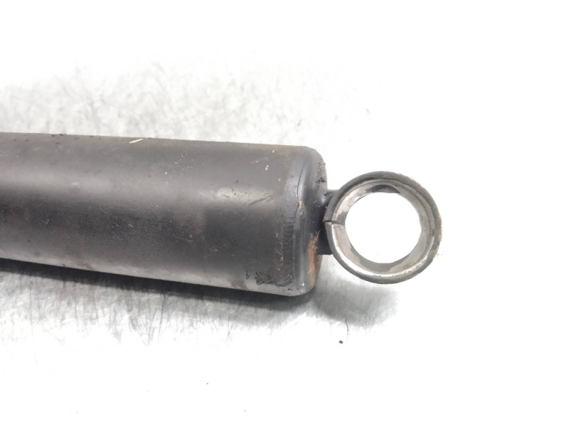 Recambio de amortiguador trasero para nissan patrol (k/w260) 2.8 d referencia OEM IAM   