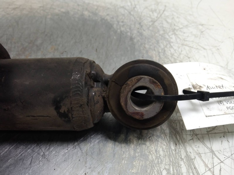 Recambio de amortiguador trasero para nissan pathfinder (r51) 2.5 dci xe referencia OEM IAM   