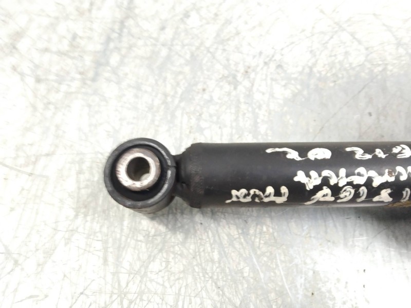 Recambio de amortiguador trasero para nissan primera trav. (p12) 1.8 16v cat referencia OEM IAM   