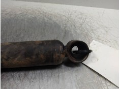 Recambio de amortiguador trasero para nissan terrano/terrano.ii (r20) 2.7 turbodiesel referencia OEM IAM    2