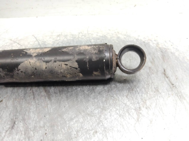 Recambio de amortiguador trasero para nissan vanette cargo (hc23) 2.3 diesel referencia OEM IAM   