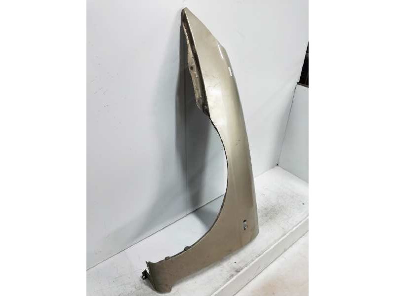Recambio de aleta delantera izquierda para daewoo nubira berlina 1.6 cat referencia OEM IAM   