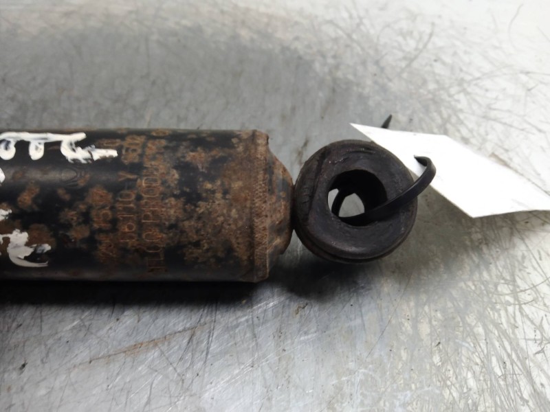 Recambio de amortiguador delantero para nissan vanette (c 220) 2.0 diesel referencia OEM IAM   