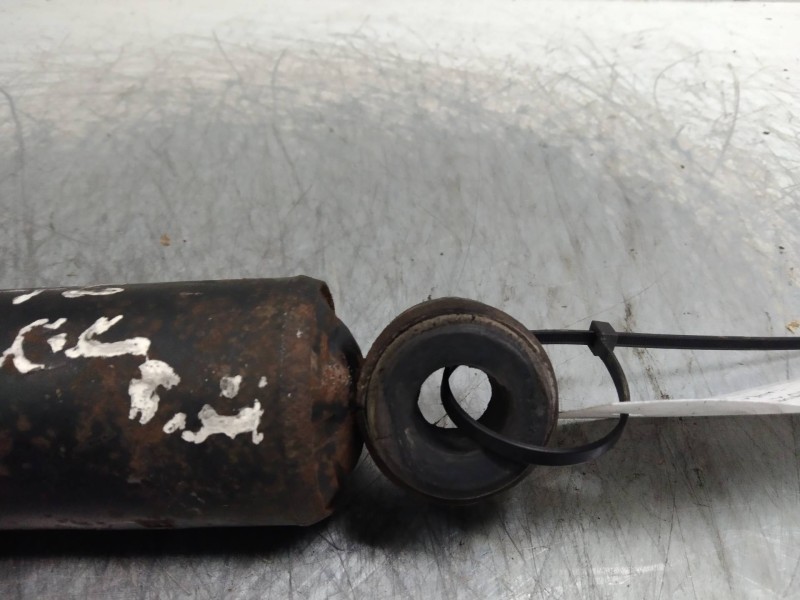 Recambio de amortiguador delantero para nissan vanette (c 220) 2.0 diesel referencia OEM IAM   