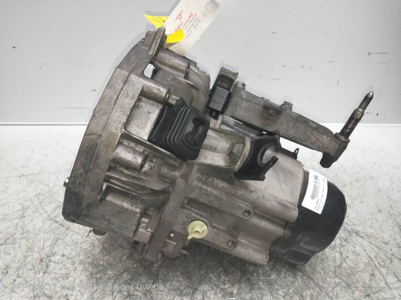 Recambio de caja cambios para renault clio ii fase i (b/cbo) 1.9 d referencia OEM IAM JB1180 S023588 7701667399