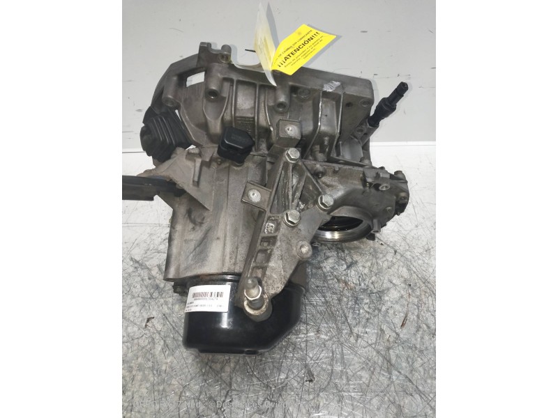 Recambio de caja cambios para renault clio ii fase i (b/cbo) 1.9 d referencia OEM IAM JB1180 S023588 7701667399