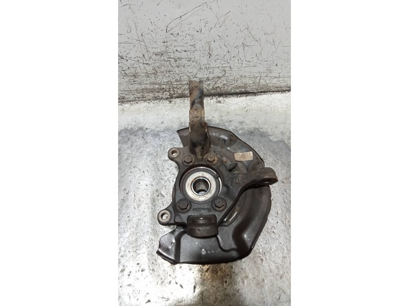 Recambio de mangueta delantera derecha para toyota auris luna referencia OEM IAM   