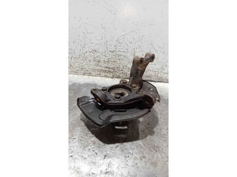 Recambio de mangueta delantera derecha para toyota auris luna referencia OEM IAM   