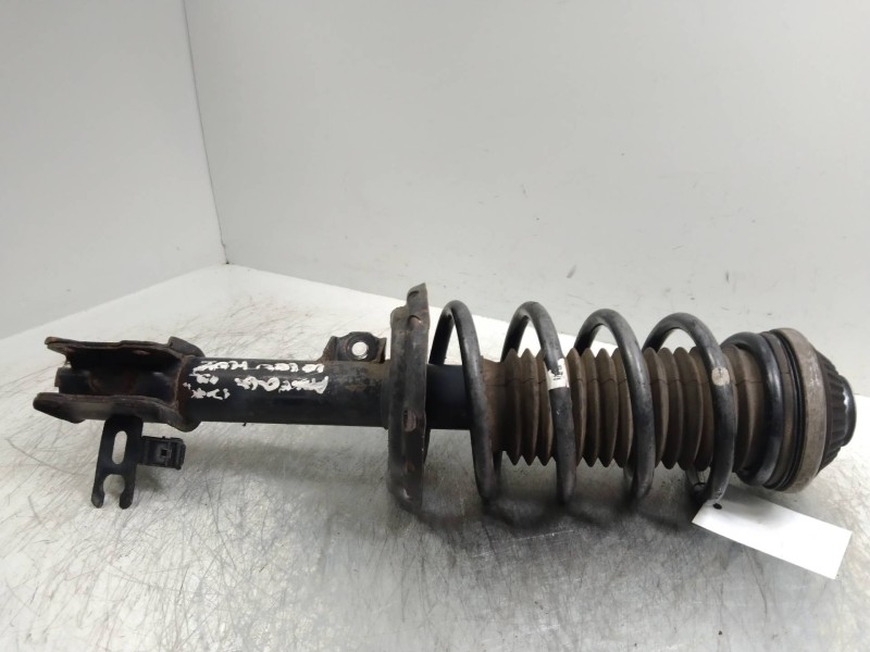 Recambio de amortiguador delantero derecho para opel astra gtc cosmo referencia OEM IAM   